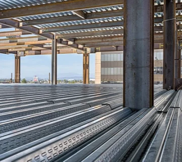 Metal deck
