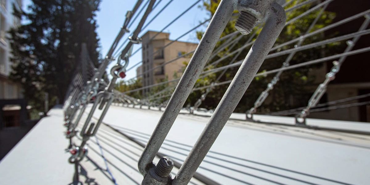 مهارکش فولادی